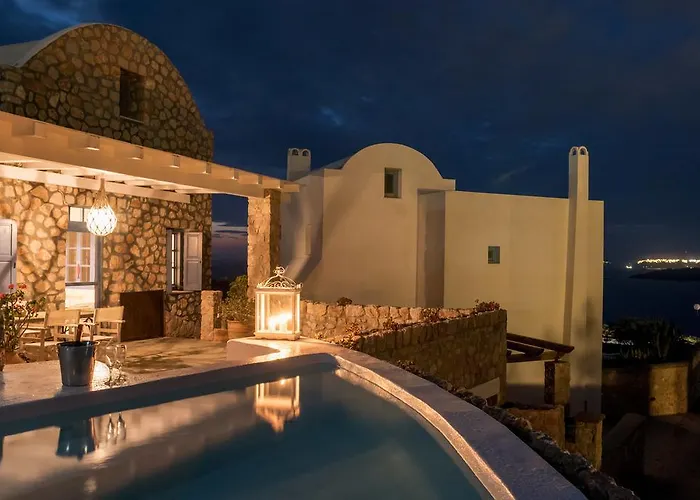 Red Cliff 2bedroom With Caldera View And Plunge Pool Akrotírion