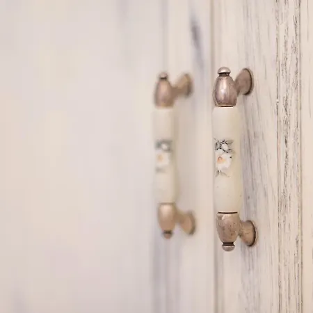 Red Cliff 2bedroom With Caldera View And Plunge Pool