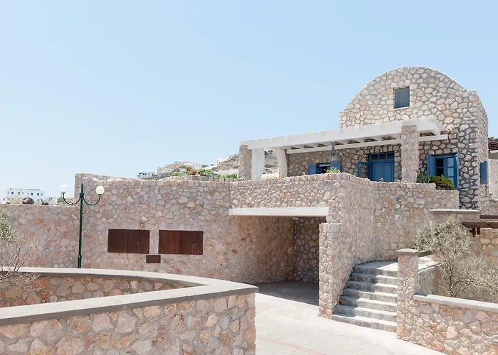 Red Cliff 2bedroom With Caldera View And Plunge Pool