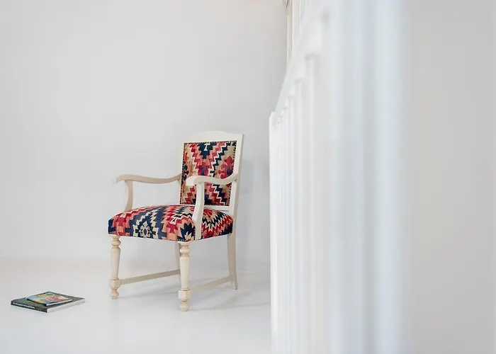 Villa Red Cliff 2bedroom With Caldera View And Plunge Pool *