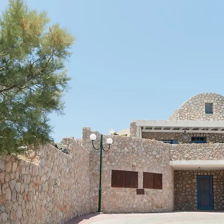 Vila Red Cliff 2bedroom With Caldera View And Plunge Pool Akrotírion