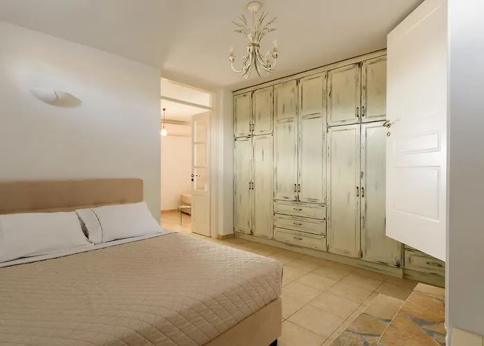 Red Cliff 2bedroom With Caldera View And Plunge Pool Vila Akrotírion